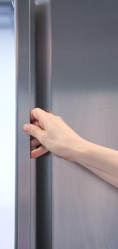 Bild 9: KBS Umluft Gewerbetiefkühlschrank Ready TKU 707