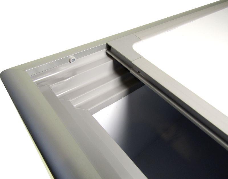 Bild 4: KBS Tiefkühlttruhe CAL 46 mit Schiebedeckeln