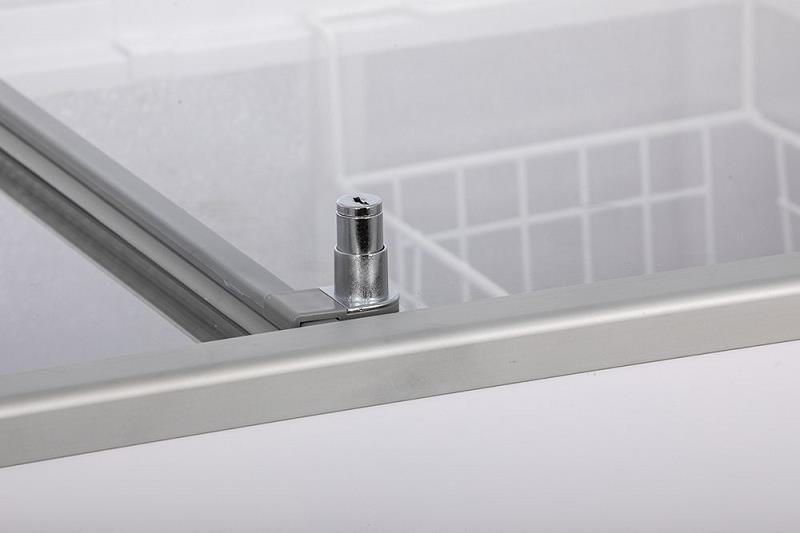 Bild 4: KBS Tiefkühltruhe D 400