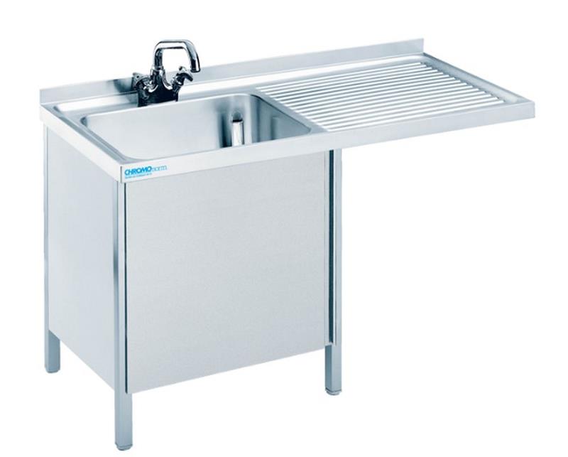 Bild 1: CNS Spülcenter 1 Becken T600 B1200 600mm Überstand Drehtüren