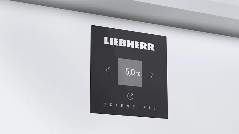 Bild 8: Liebherr Laborgefriergerät SFUsg 1001