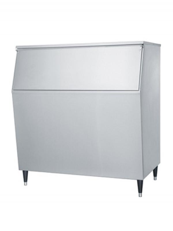 Bild 1: Manitowoc Unterbauspeicher E 1025 52