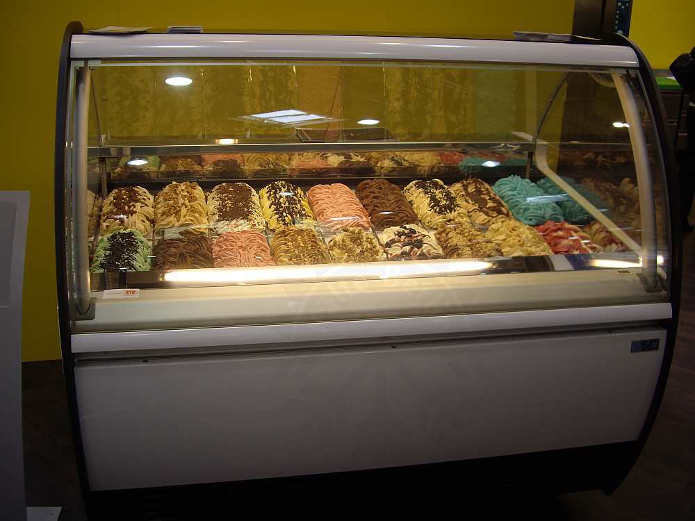 Bild 1: Nordcap Speiseeisvitrine MITO FOCUS VGF 12-EXC