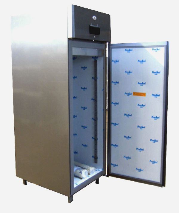 Bild 2: Sahneklimaschrank AHPA2001