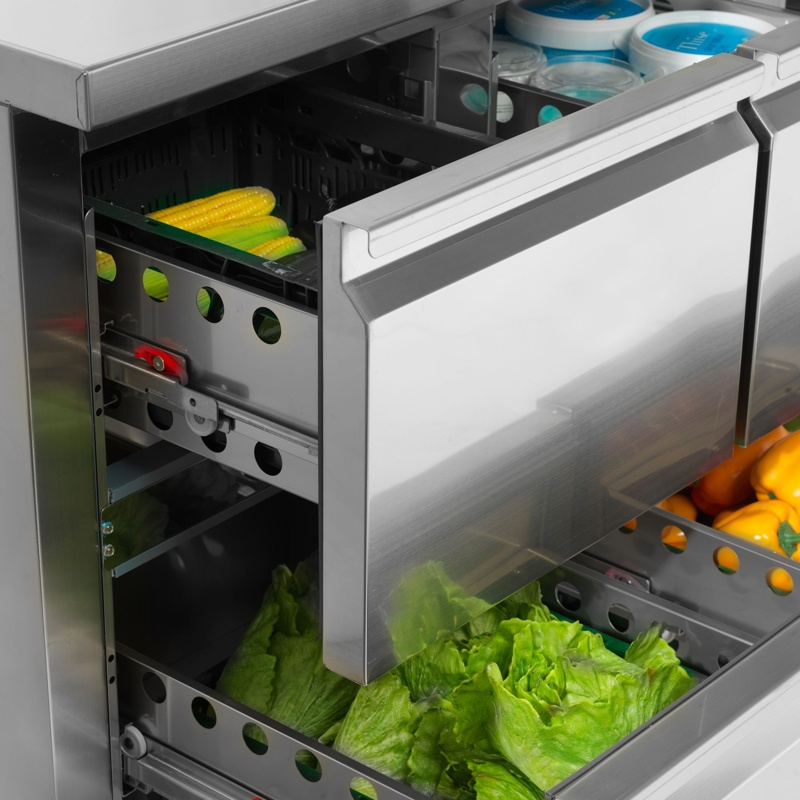 Bild 4: Tefcold Kühltisch SK6410 – 4 Türen