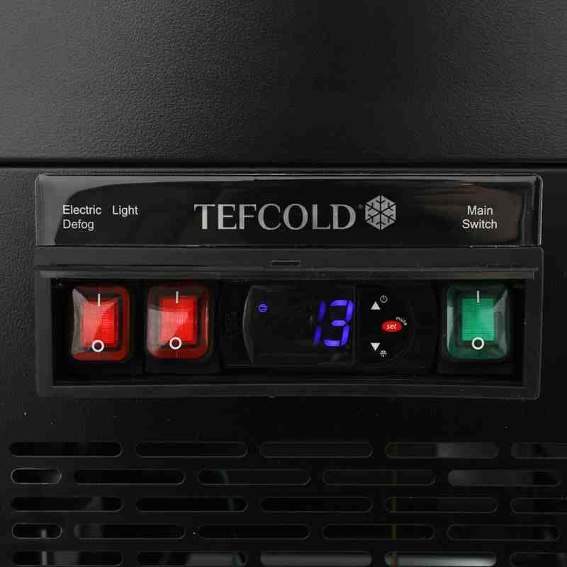 Bild 3: Tefcold Display-Backwarentheke PDA3-CTF150B-1