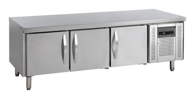 Bild 1: Tefcold Unterbau-Kühltisch GN1/1 UC5310 – 3 Türen
