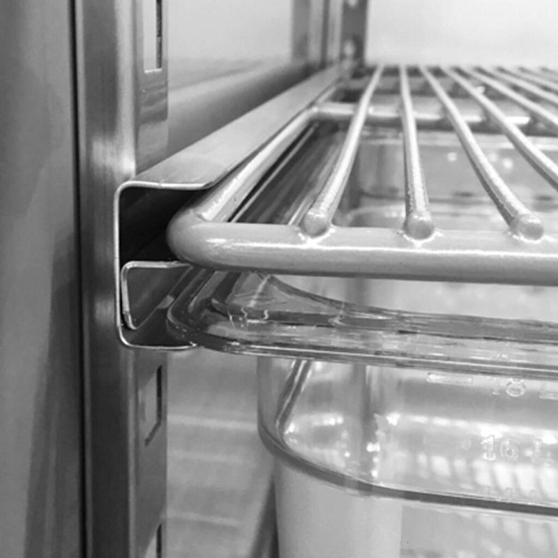 Bild 5: TRUE Tiefkühltisch TTCF1-3-CL-SS-DL-DR-DR