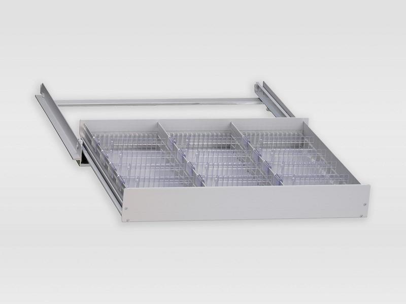 Bild 1: Aluschublade für Liebherr Medikamentkühlschrank