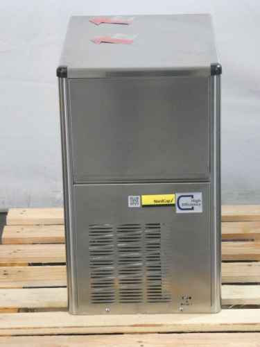 Bild 3: Nordcap COOL-LINE Eiswürfelbereiter SDH 18 L B-Ware