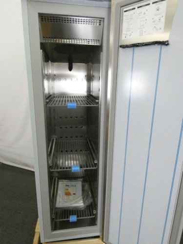 Bild 5: Nordcap Umluft-Gewerbetiefkühlschrank TKU 280-SL CNS B-Ware