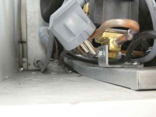 Bild 6: Nordcap Umluft-Gewerbetiefkühlschrank TKU 280-SL CNS B-Ware